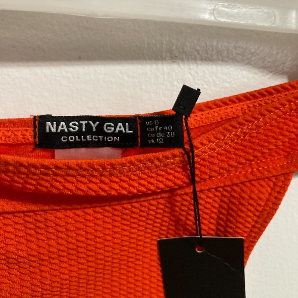 Nasty Gal Crinkle Bandeau Bikini Orange Top Size 6 Bottom 8 NWT! - Picture 11 of 16